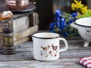 Garnuszek emaliowany z dzióbkiem Silesia Rybnik Kurka Zośka Kokoszka 125 l 300x225 - Garnuszek emaliowany z dzióbkiem Silesia Rybnik Kurka Zośka Kokoszka 1,25 l